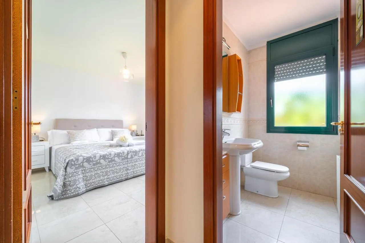 Villa Margot Lux, Ideal Familias, Piscina & Aircon Lloret de Mar 0*,  Spain